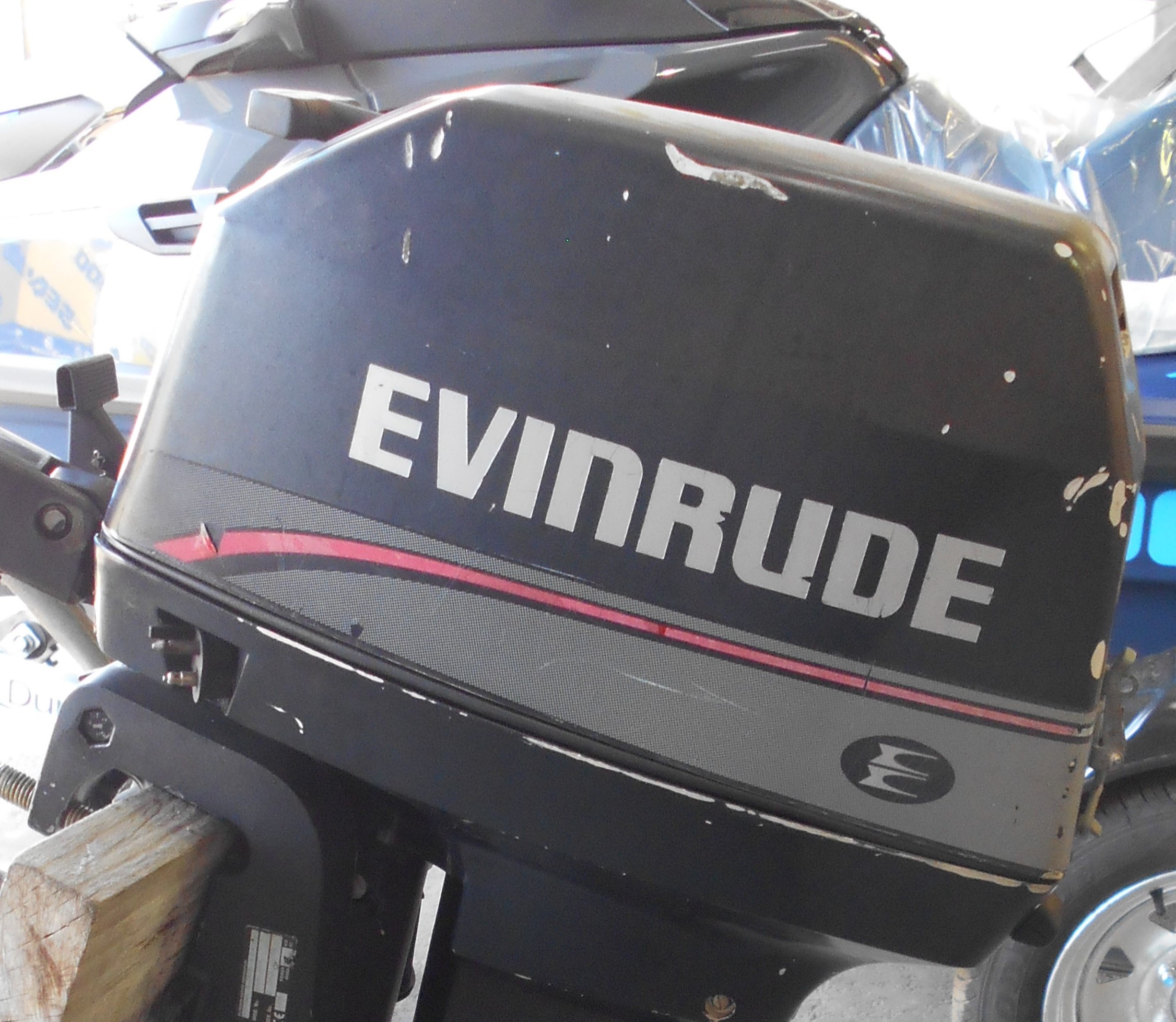 EVINRUDE 8HP